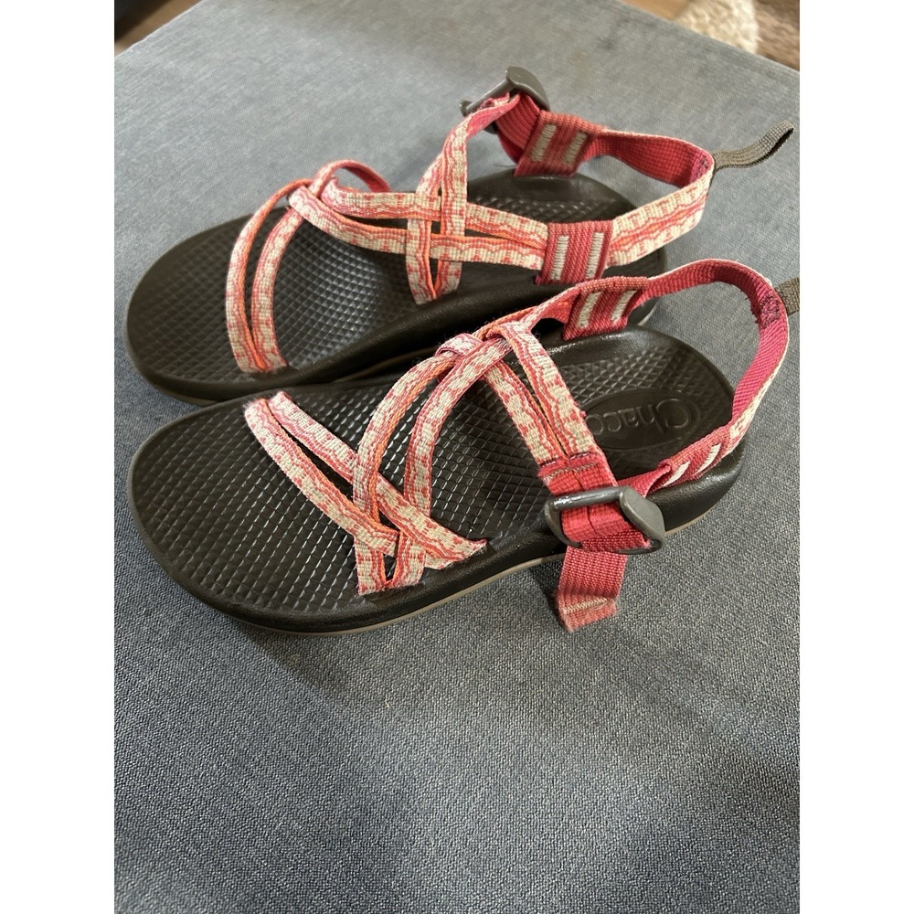 Pink‎ Girls Chaco Sandals Size 2